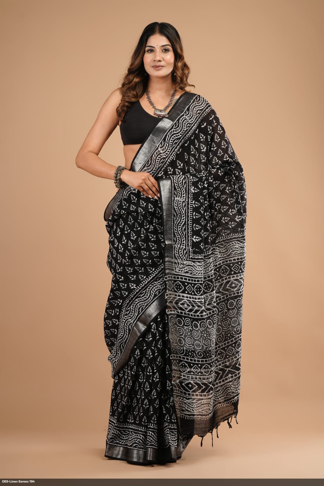 Printed Soft Linen Saree with Tassels"