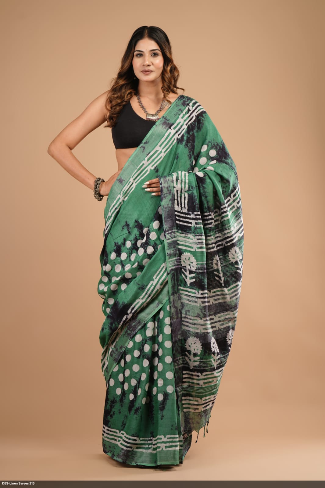 Printed Soft Linen Saree with Tassels"