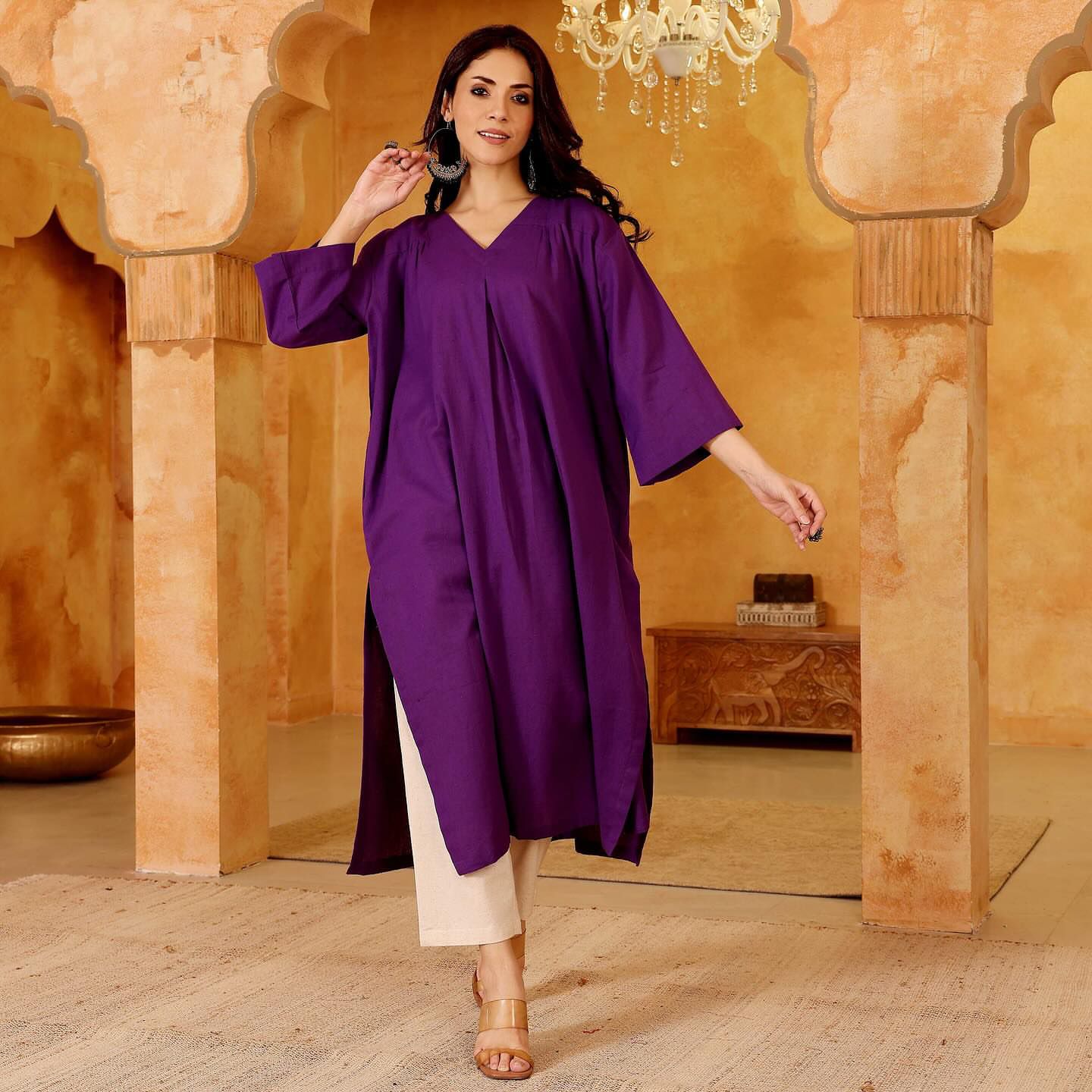 The Jaipur Breeze Linen Ensemble, V-Neck High-Slit Relaxed Fit Kurta